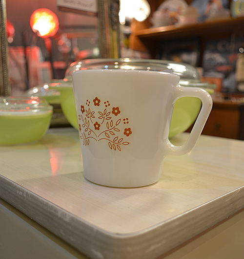 PYREX サマーインプレッション ブラウンマグカップ